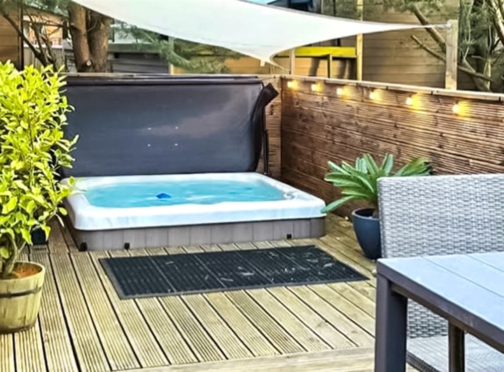 Hot tub at Chatsworth Lodge in Felmoor Holiday Park, Northumberland