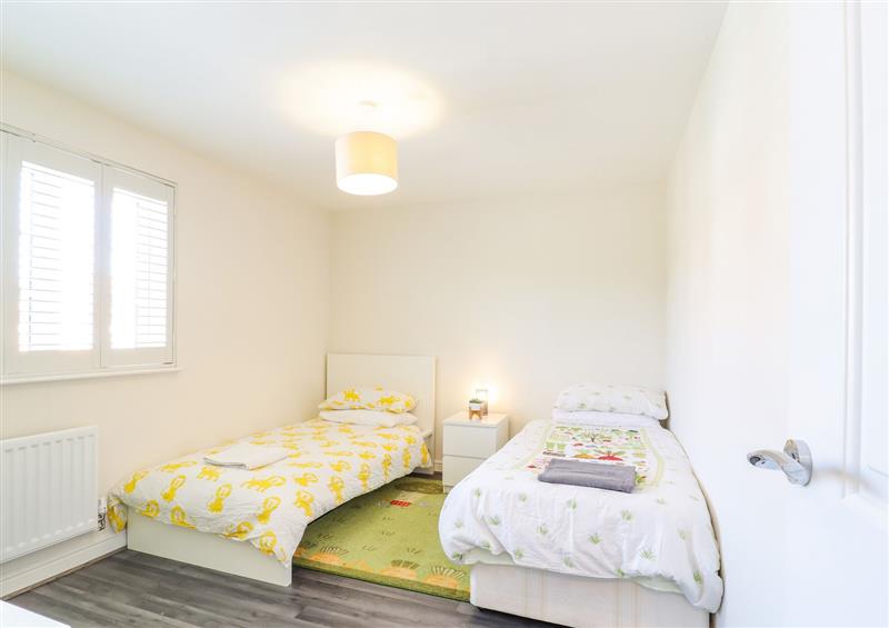 Bedroom at Cheerful Townhouse, Sittingbourne