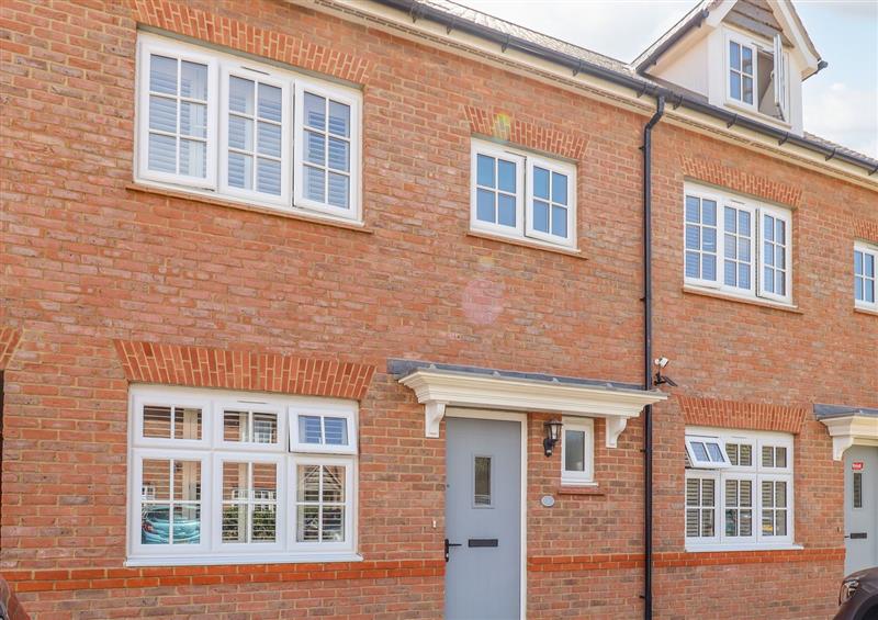 This is Cheerful Townhouse at Cheerful Townhouse, Sittingbourne