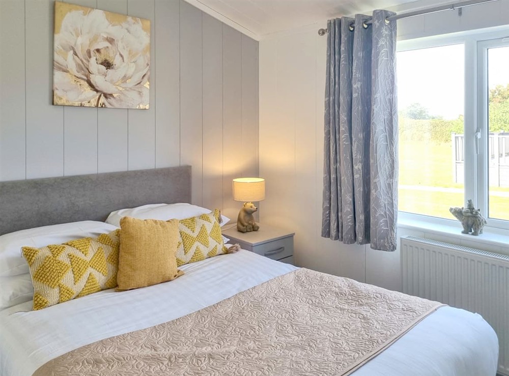 Double bedroom at Cherry Blossom 39 in Fitling, near Burton Pidsea, North Humberside