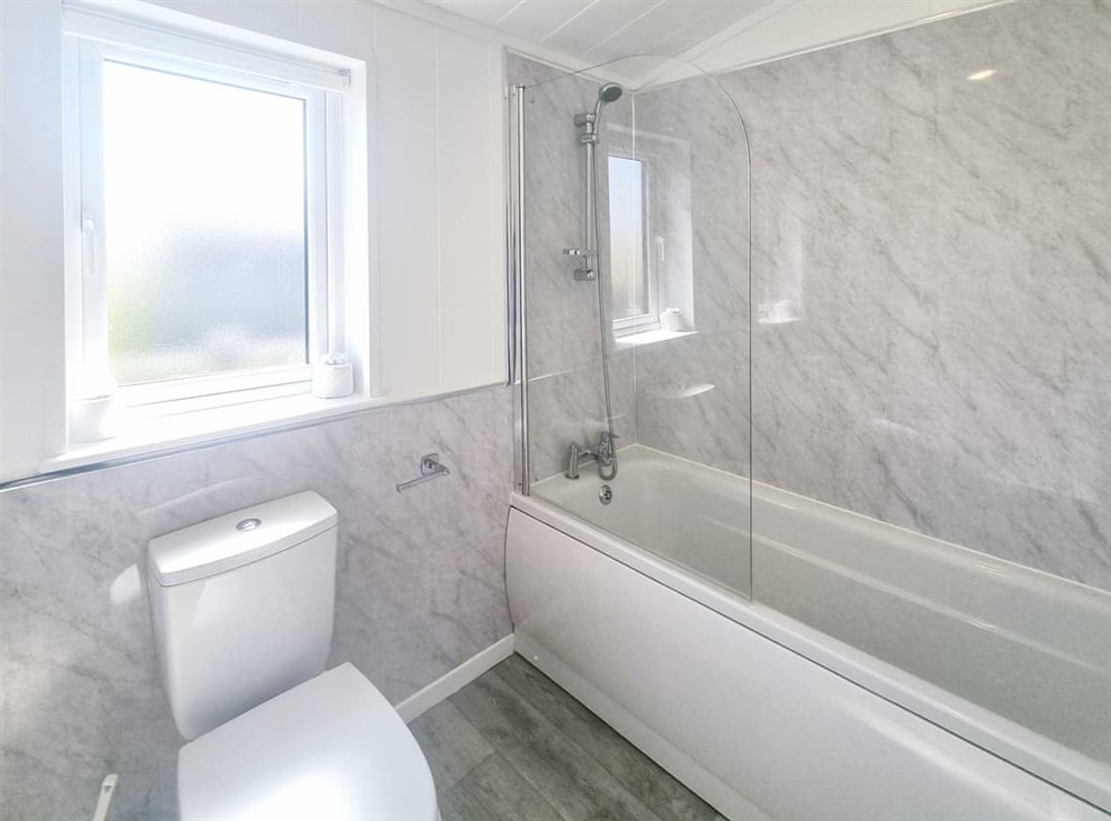 Bathroom at Cherry Blossom 40 in Fitling, near Burton Pidsea, North Humberside