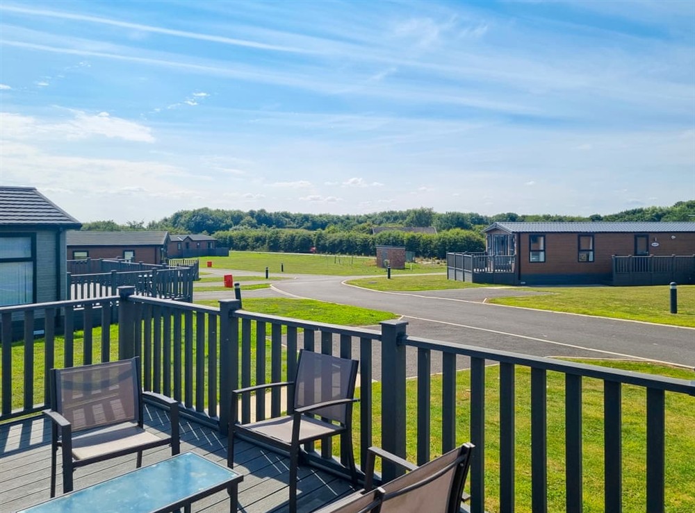 Sitting-out-area at Cherry Blossom 40 in Fitling, near Burton Pidsea, North Humberside