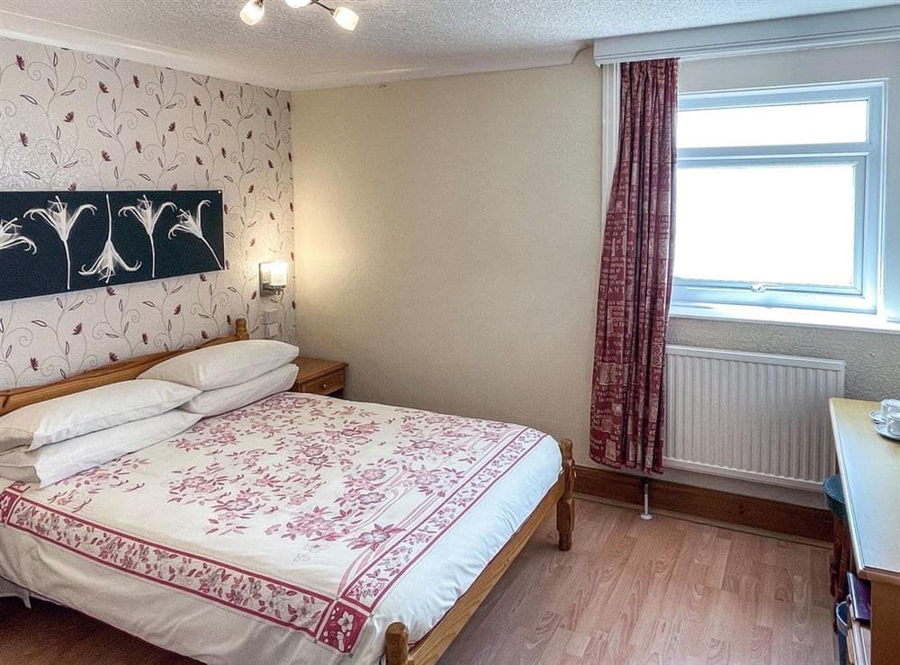 Double bedroom (photo 6) at Cherry Blossom Inn in Blackpool, Lancashire