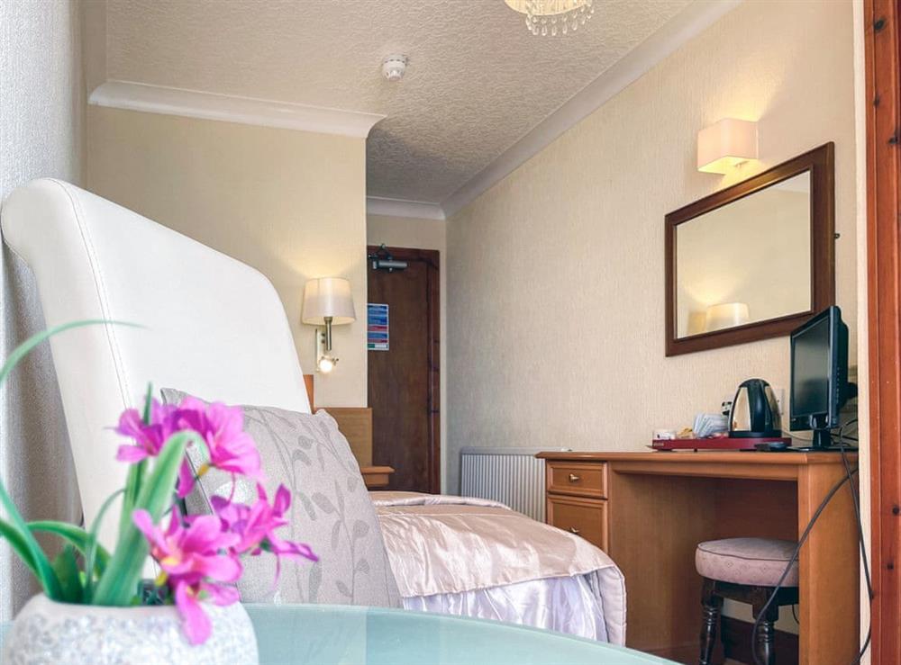 Single bedroom (photo 2) at Cherry Blossom Inn in Blackpool, Lancashire