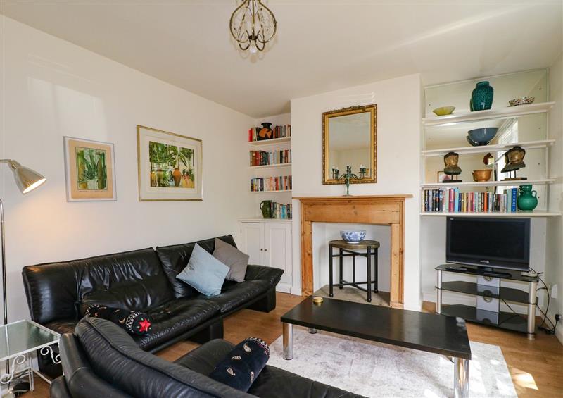Living room (photo 2) at Cherry Lodge, Newark-on-Trent, Nottinghamshire