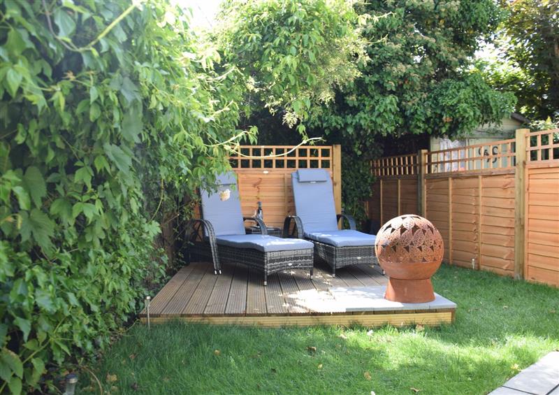 Enjoy the garden at Cherry Tree Cottage, Woodbridge, Woodbridge