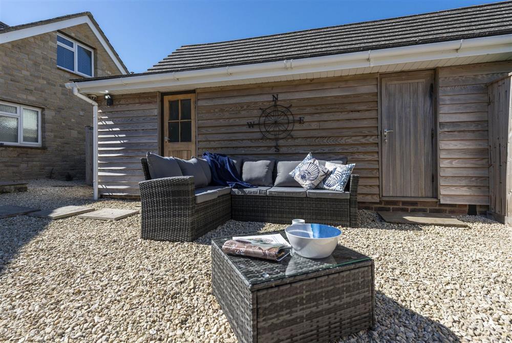 The courtyard seating area at Chesil Watch, Abbotsbury