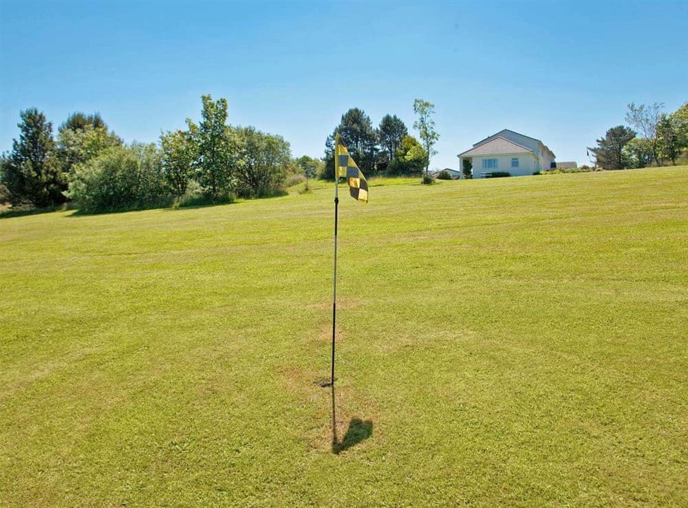 9 Hole Pitch and Putt at Chestnut Apartment in Woolsery, near Clovelly, Devon