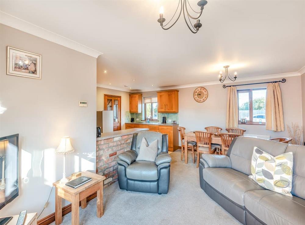 Open plan living space at Chestnut Cottage in Louth, Lincolnshire