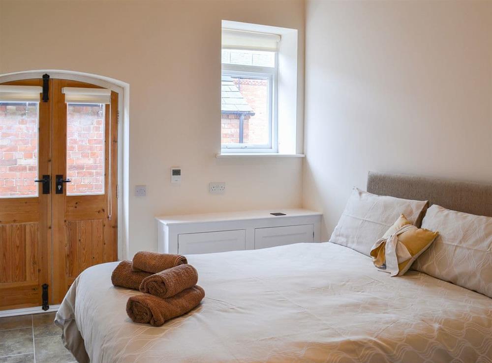 Cosy and comfortable double bedroom at Chestnut Farm Mews, 