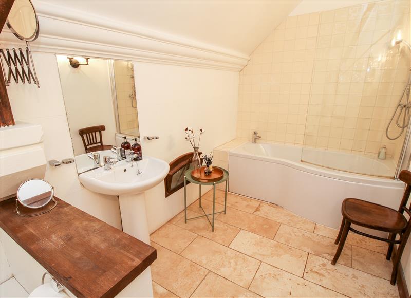 The bathroom at Chetwynd Lodge, Ingestre near Great Haywood