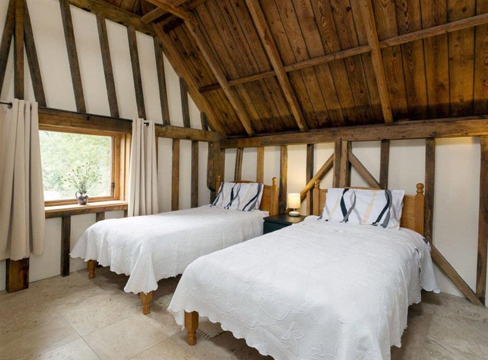 Twin bedroom at Chilsham Barn in Herstmonceux, near Hailsham, East Sussex