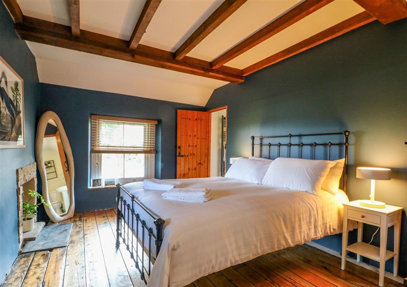 One of the 3 bedrooms (photo 2) at Chimney Cottage, Winster