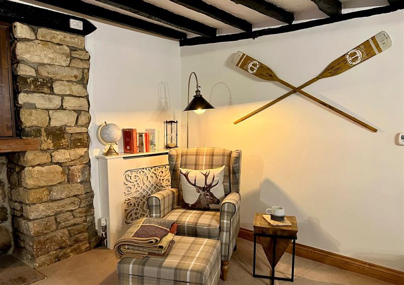 Relax in the living area at China Cottage, Charlbury