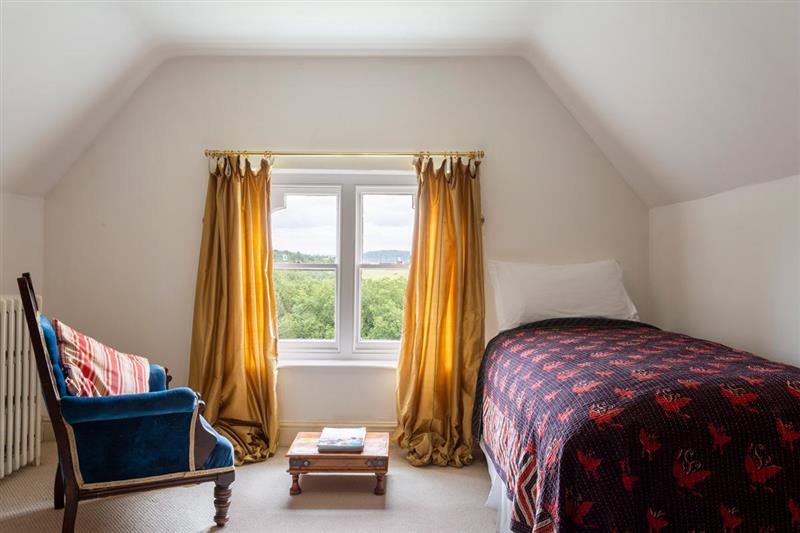 Single bed at Chulmleigh Manor, Chulmleigh, Devon