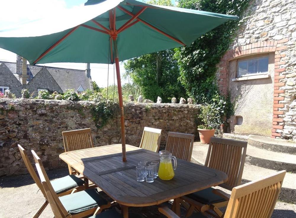 Outdoor dining at Church Approach, Farway, East Devon