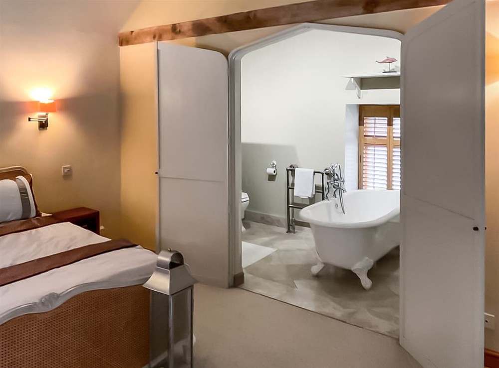 Double bedroom (photo 3) at Church Barn in Olney, Buckinghamshire