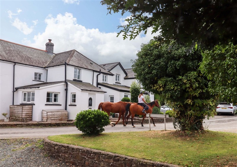 The setting at Church Barn, Sutcombe near Bradworthy