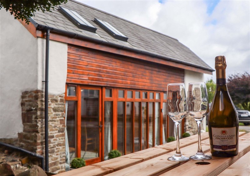 This is the setting of Church Barn (photo 2) at Church Barn, Sutcombe near Bradworthy