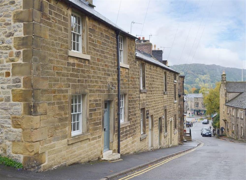 Lovely Peak District holiday cottage at Church Cottage in Bakewell, Derbyshire