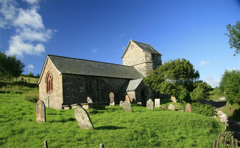 The setting around Church Farm