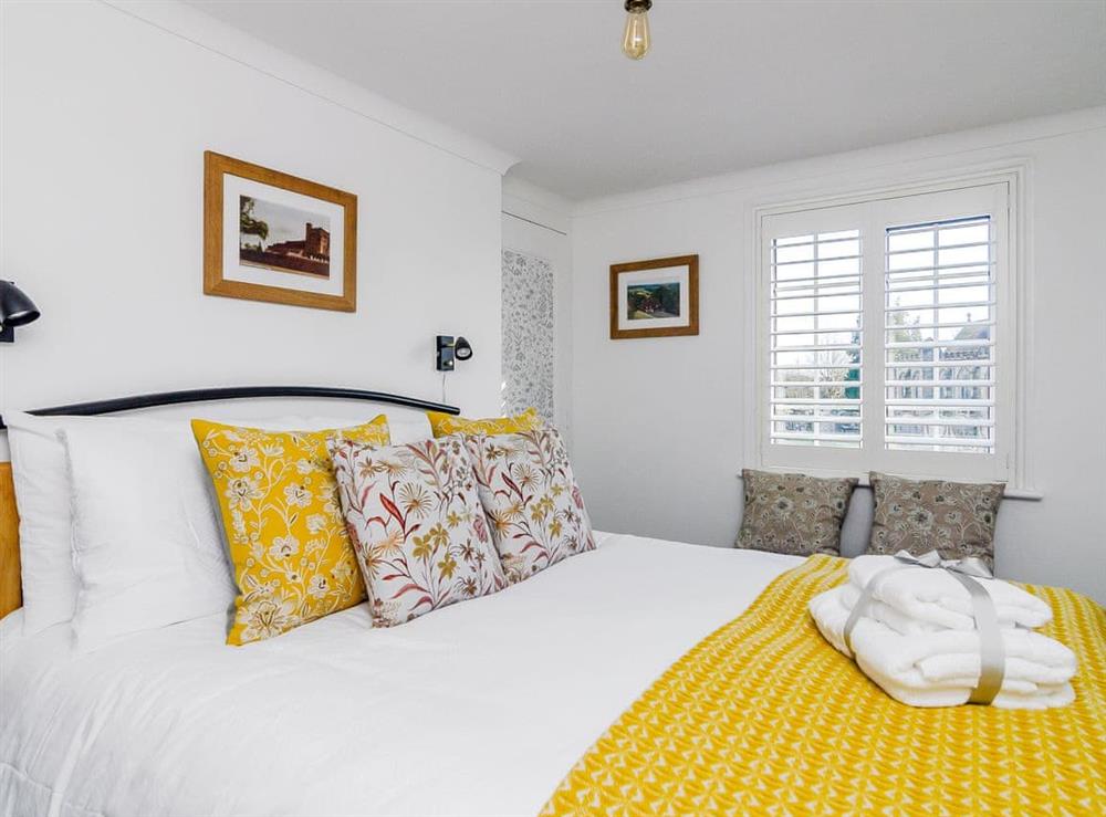 Well presented double bedroom at Church View Cottage in Goudhurst, England