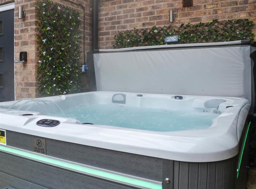 Hot tub at Church View in York, North Yorkshire