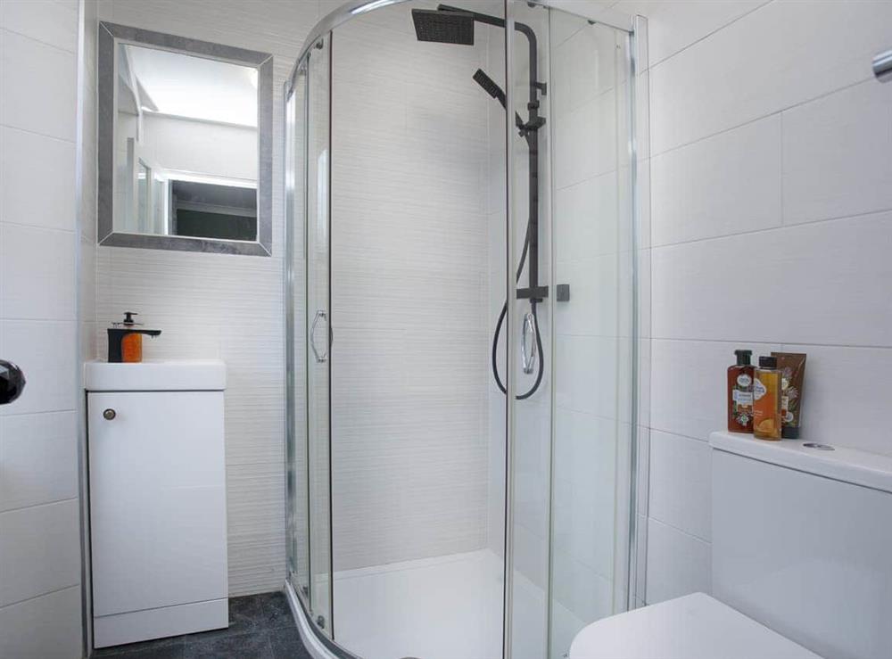 En-suite at Chy An Littleton in Tideford, near Downderry, Cornwall