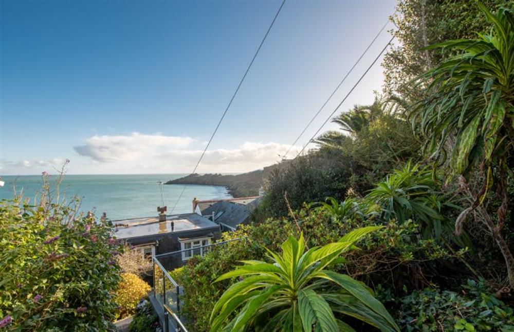 Surrounded by greenery and fantastic views at Chy an Mor, Coverack
