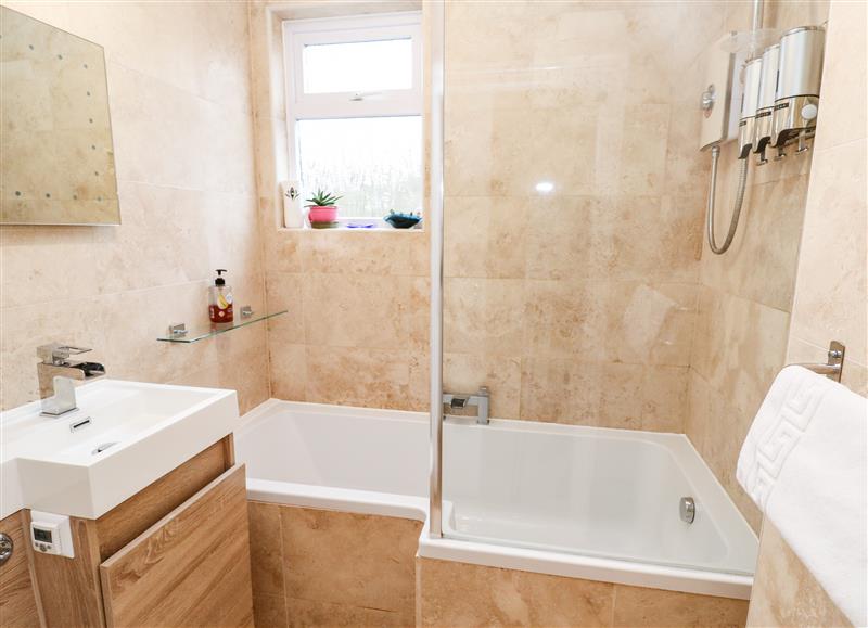 This is the bathroom at Chy Pedn, Carbis Bay