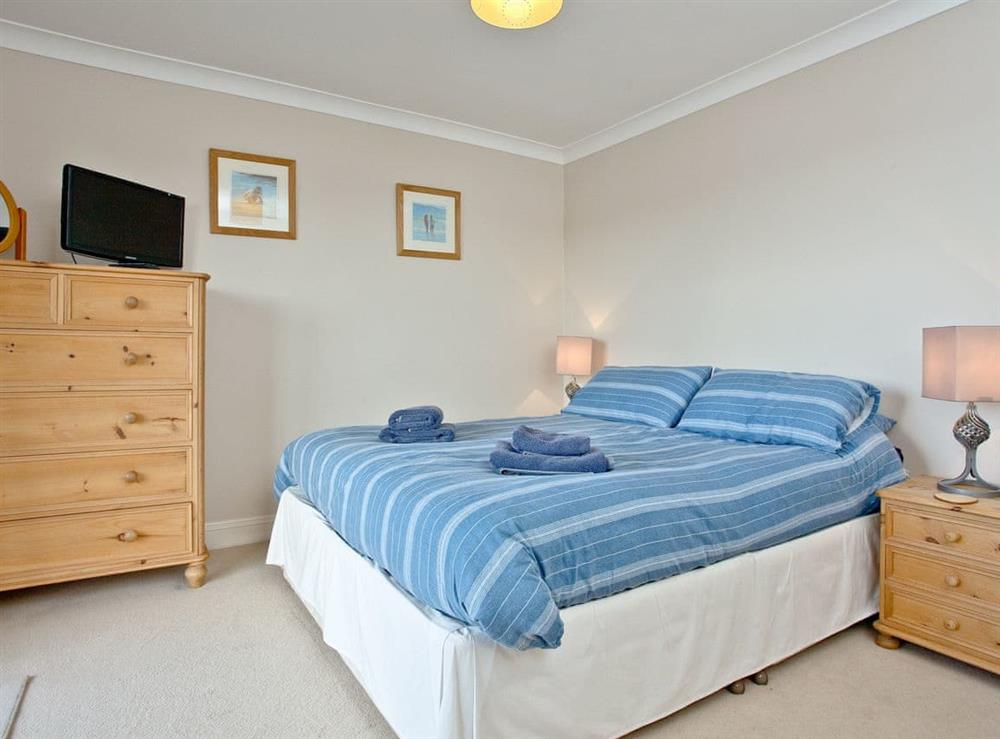 Delightful double bedroom at Chyandour in Fowey, Cornwall