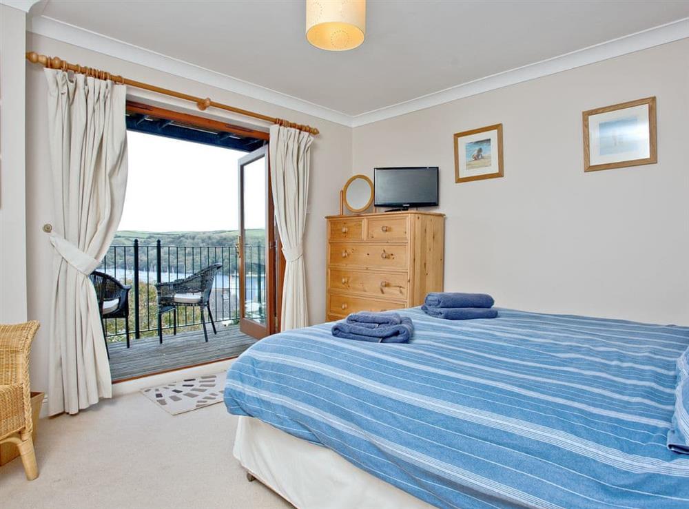 Double bedroom with balcony at Chyandour in Fowey, Cornwall