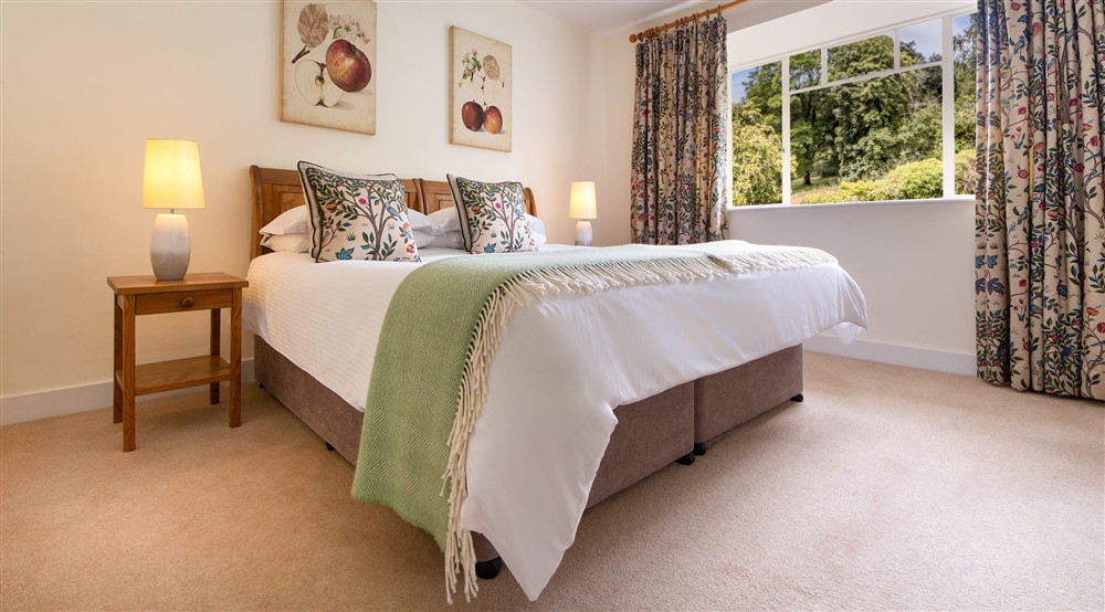 The double bedroom at Cider Cottage in Yelverton, Devon