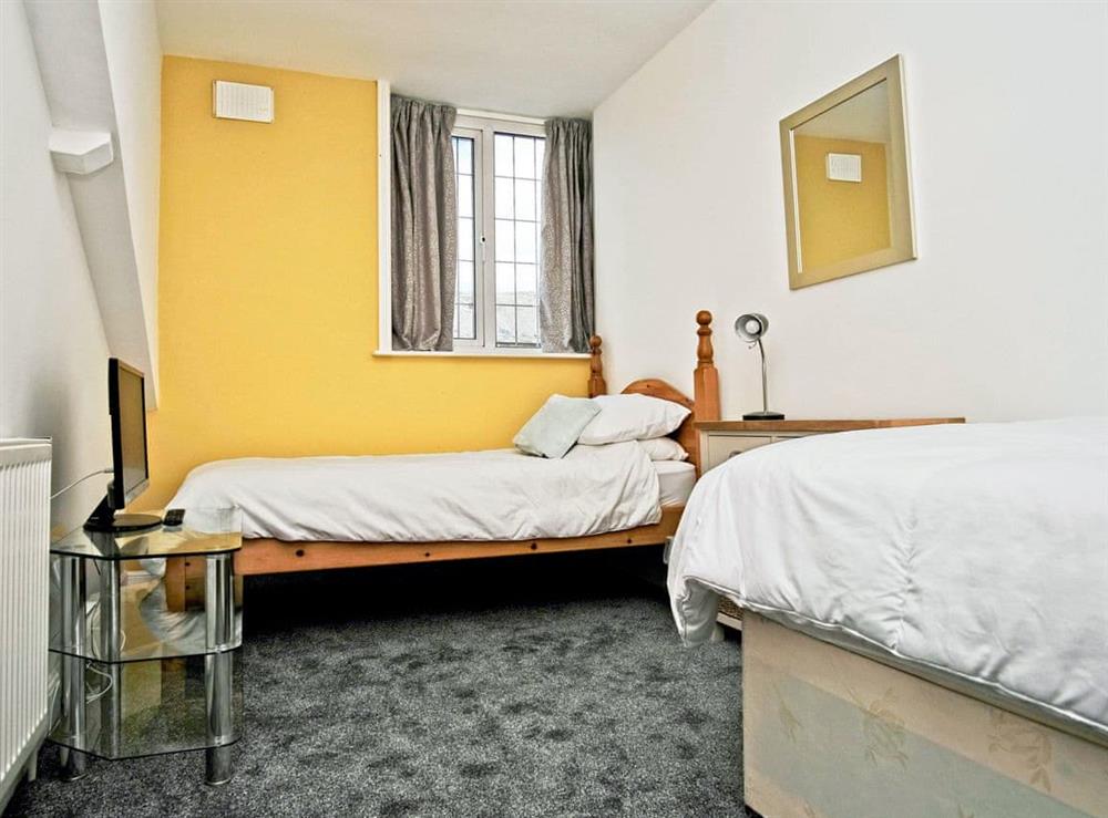 Twin bedroom at Cielo Alto in Scarborough, North Yorkshire