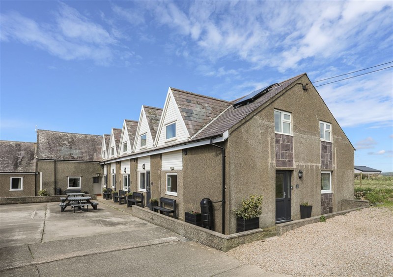 Outside at Cilan - 2 Tyn Don, Llanengan near Abersoch