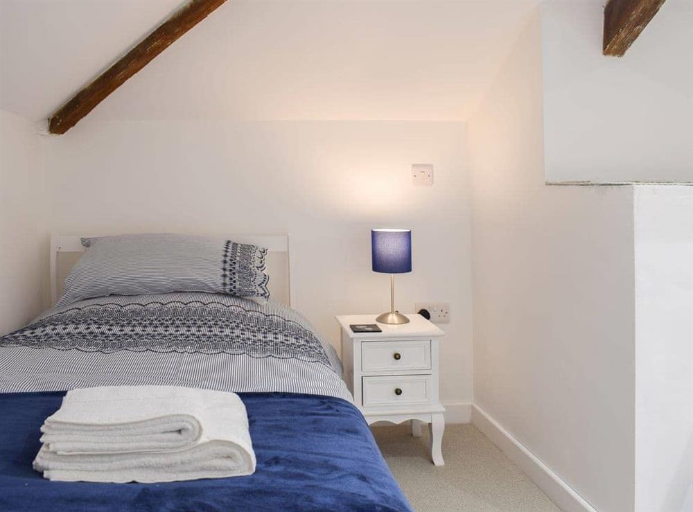 Light and airy twin bedroom at Cilwendeg Lodge in Boncath, near Cardigan, Pembrokeshire, Dyfed
