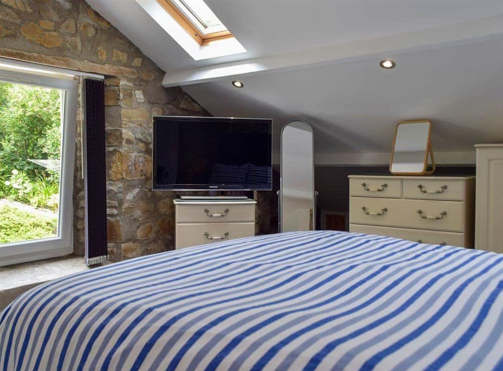 Double bedroom (photo 2) at Clam Cottage in Amroth, near Saundersfoot, Dyfed