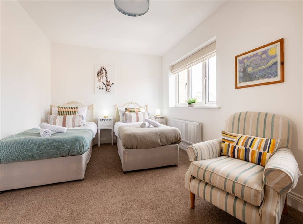 Twin bedroom (photo 3) at Claremont in Whitby, North Yorkshire