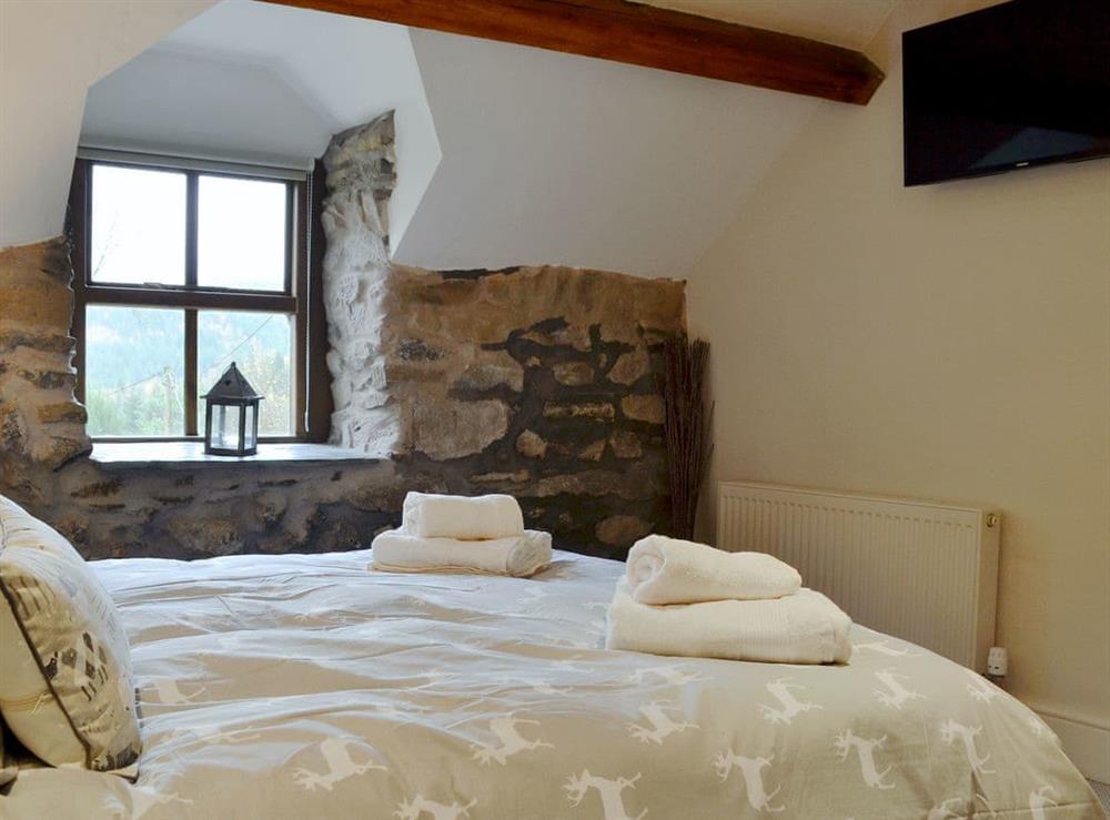 Double bedroom (photo 2) at Clawwd Gwyn in Trefriw, near Llanrwst, Gwynedd