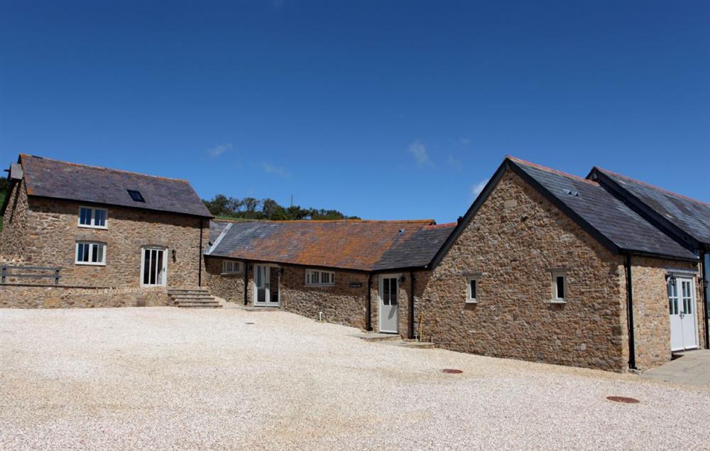 Clayhanger Lodge is a spacious, converted detached barn which offers spectacular views of the surrounding Dorset countryside 