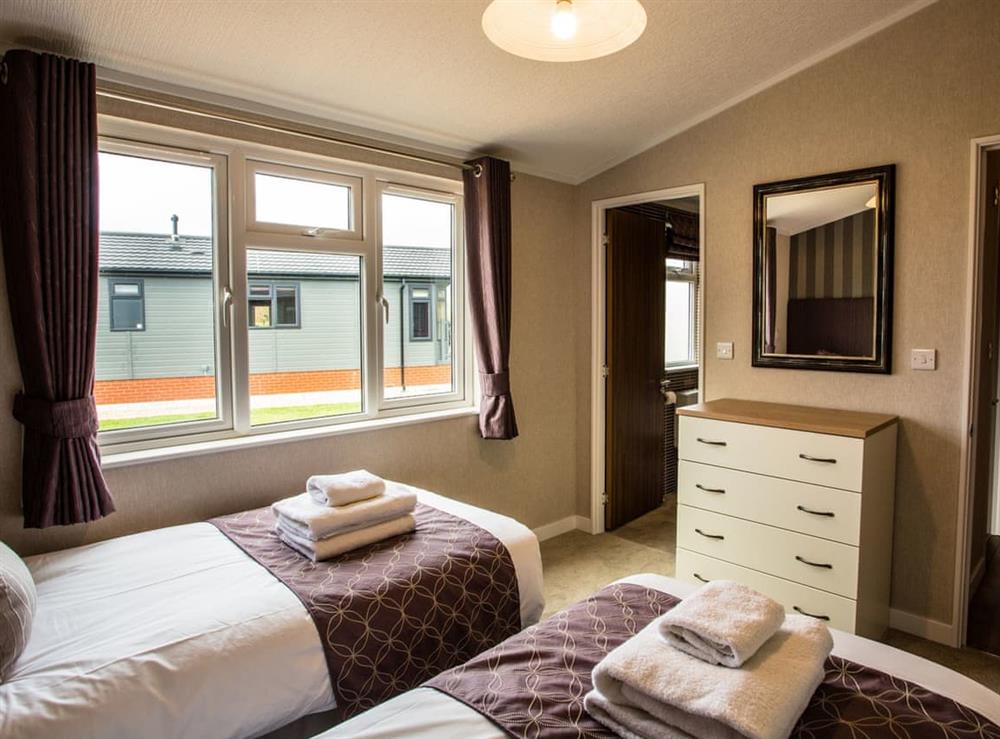 Twin bedroom at Silverbirch, 
