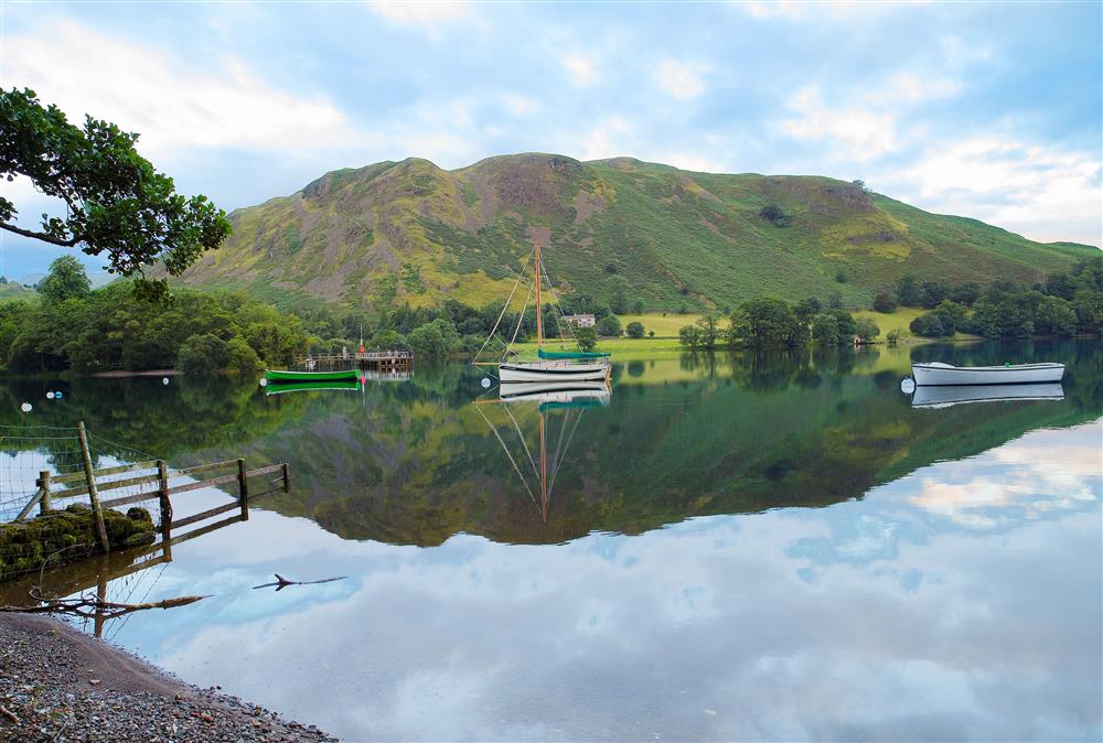 Take a boat trip on Lake Windermere