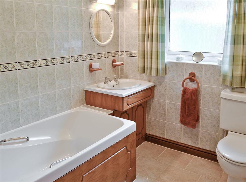 Bathroom at South Cleeve Bungalow, 