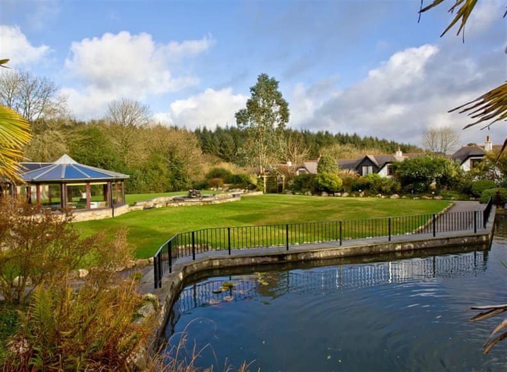Garden and grounds at Clematis in Woodland Retreat, Wadebridge