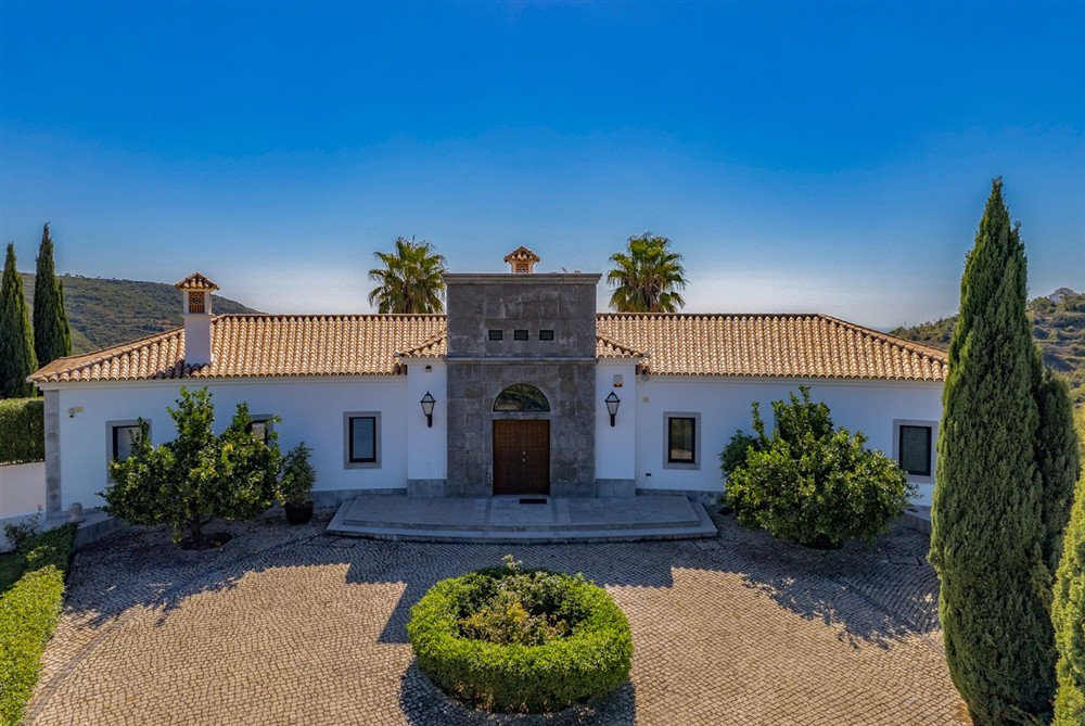 Clementine Coast Villa