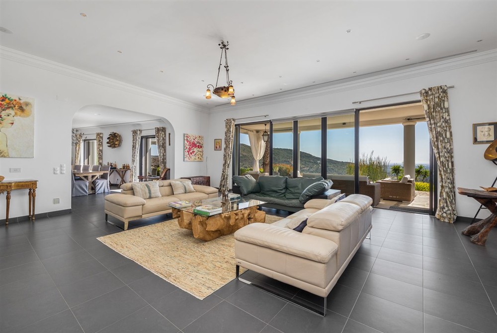 Clementine Coast Villa