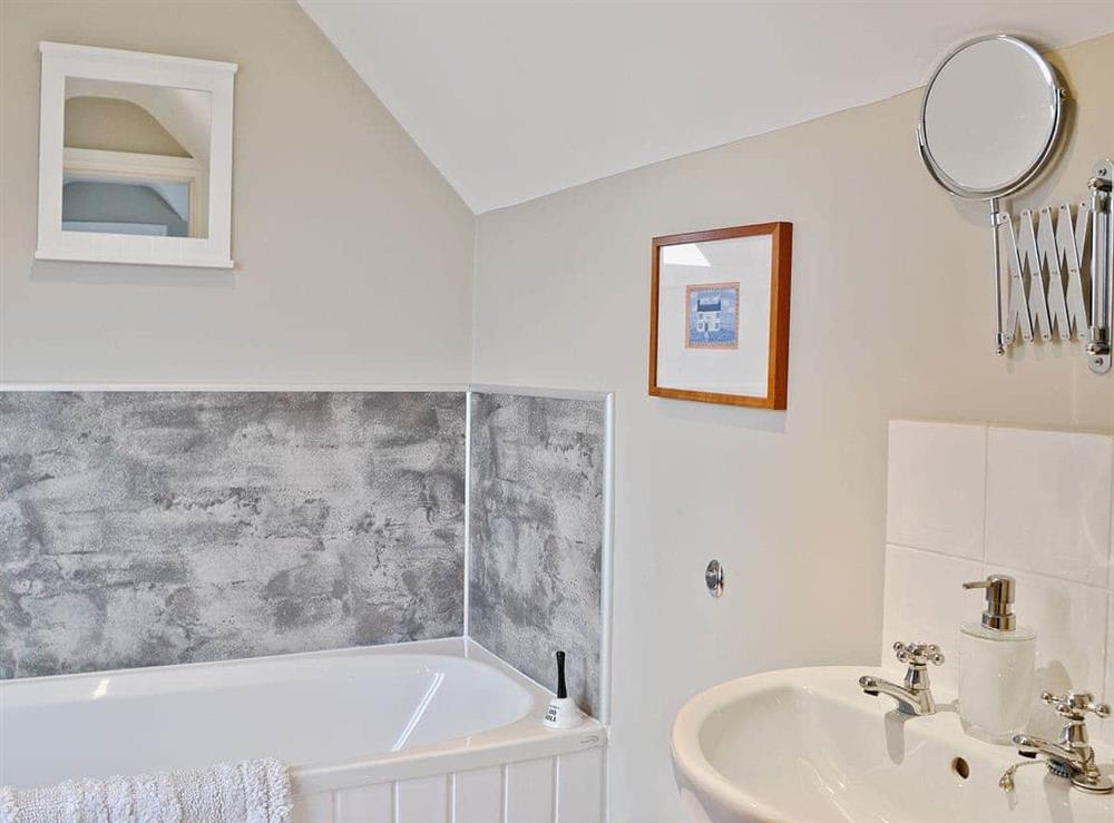 Bathroom at Cleughbrae Cottage in Dalry, near Castle Douglas, Kirkcudbrightshire