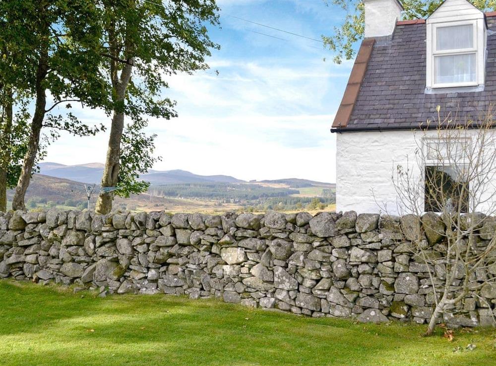 Charming holiday home at Cleughbrae Cottage in Dalry, near Castle Douglas, Kirkcudbrightshire