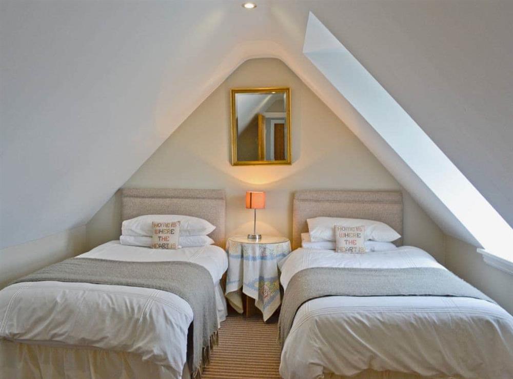 Twin bedroom at Cleughbrae Cottage in Dalry, near Castle Douglas, Kirkcudbrightshire