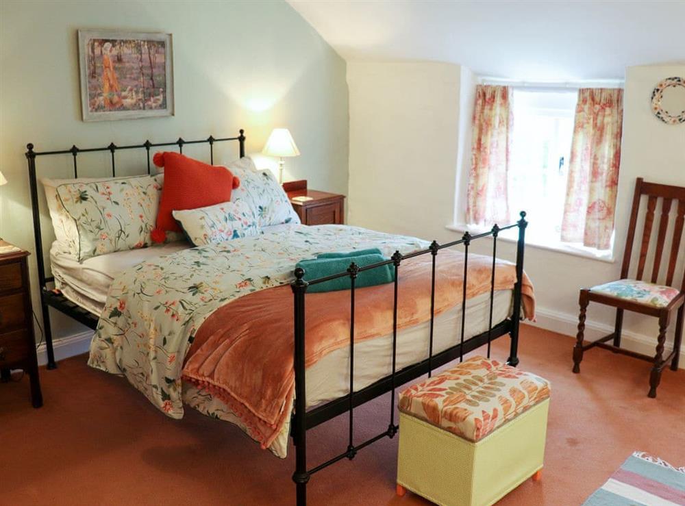 Double bedroom at Vine Cottage, 